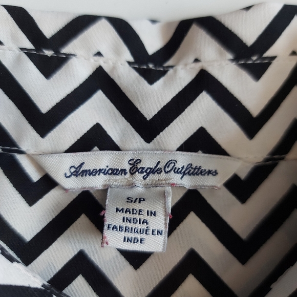 American Eagle Outfitters Women's Blouse Size Sm. - Picture 9 of 16